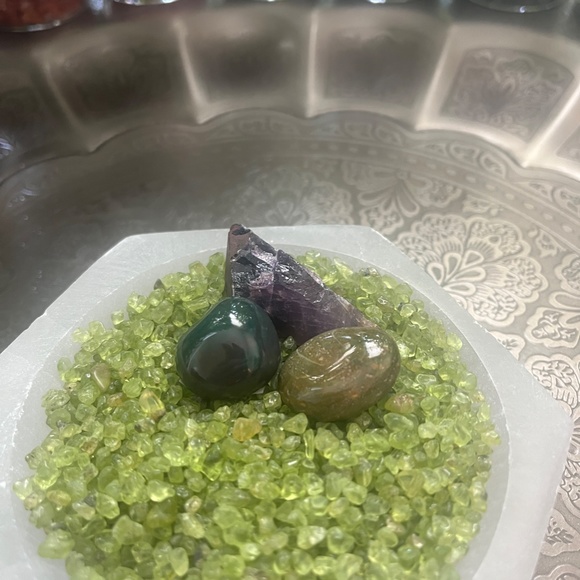 CRYSTALS AND STONES BY REQUEST - Picture 12 of 15